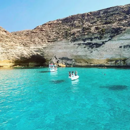 Con Giardino * Lampedusa